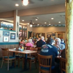 Black Bear Diner - Grants Pass