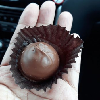 See's Candies - Candy Stores Near Me - Whittier, California See's Candies - Candy Stores Near Me - Whittier, California
