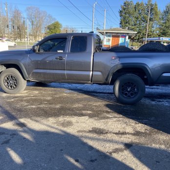 Used Tire Outlet - Balanced my 265/75 r16 Falken Wildpeaks - Tires Near Me - Tacoma, Washington Used Tire Outlet - Balanced my 265/75 r16 Falken Wildpeaks - Tires Near Me - Tacoma, Washington