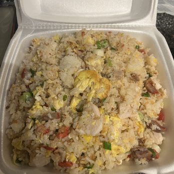 Jasmine Express - Yang chow fried rice 4/5 - large portion w/ a lot of shrimp great flavors. - Chinese Near Me - North Las Vegas, Nevada Jasmine Express - Yang chow fried rice 4/5 - large portion w/ a lot of shrimp great flavors. - Chinese Near Me - North Las Vegas, Nevada