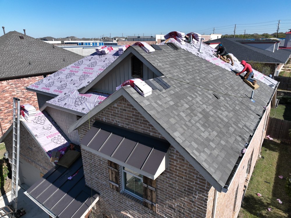 Slide of Select Roofing of North Texas