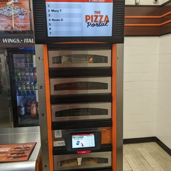 Little Caesars - Picking up my order at the pizza portal - Pizza Near Me - Markham, Ontario