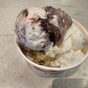 Häagen-Dazs - 3 scoop - pistachio, butter pecan, brownies a la mode - Ice Cream & Frozen Yogurt Near Me - San Mateo, California