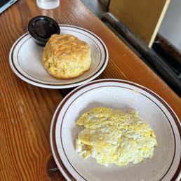 Biscuit with Spread Biscuit with Spread