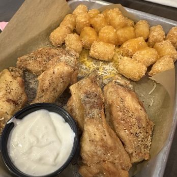 Buffalo Wild Wings - Lemon pepper wings - Sports Bars Near Me - Ontario, Ohio Buffalo Wild Wings - Lemon pepper wings - Sports Bars Near Me - Ontario, Ohio