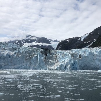 Phillips Cruises & Tours - Boat Tours Near Me - Whittier, Alaska
