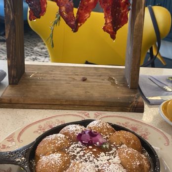 Crack'D Brunch - Monkey Bread & Duck Bacon - Breakfast & Brunch Near Me - New Orleans, Louisiana