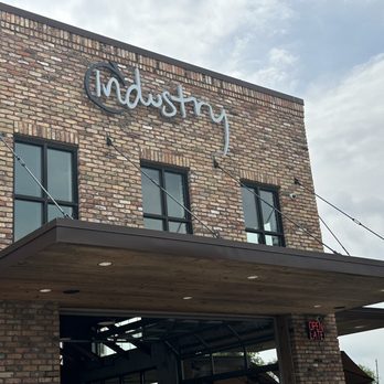 Industry - Garage door style - New American Near Me - San Marcos, Texas