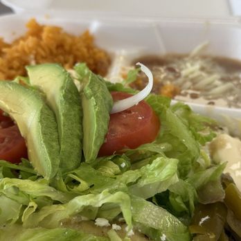 La Patrona Restaurant & Cafe - Enchiladas Suizas - Mexican Near Me - King City, California