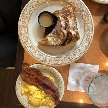 Another Broken Egg Cafe - Breakfast & Brunch Near Me - Winter Park, Florida