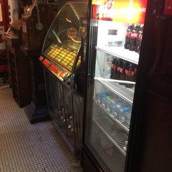 A Okay Antiques - Cool jukeboxes! - Antiques Near Me - West Des Moines, Iowa A Okay Antiques - Cool jukeboxes! - Antiques Near Me - West Des Moines, Iowa