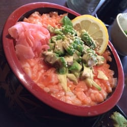 Okasushi - Salmon Tartare with Avocado