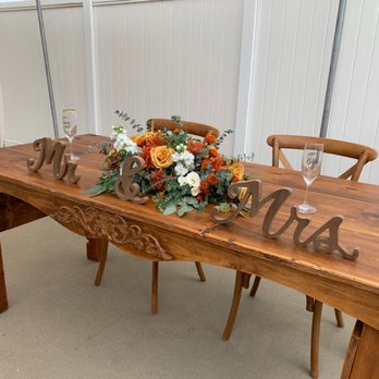 Rustic Parties - Sweetheart Table - Party Equipment Rentals Near Me