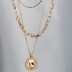 Nani Jewelry - Master the art of layering--where each piece tells your story in perfect harmony.
Available in 14K gold and gold filled.
