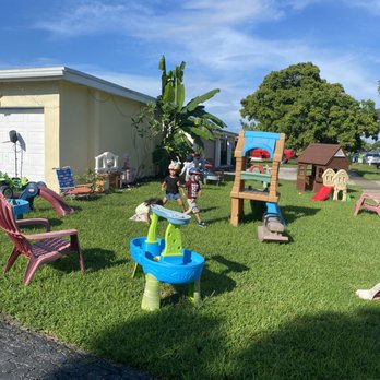 Foundation Montessori - "To assist a child, we must provide him with an environment which will enable him to develop freely." - Montessori Schools Near Me - Sunrise, Florida Foundation Montessori - "To assist a child, we must provide him with an environment which will enable him to develop freely." - Montessori Schools Near Me - Sunrise, Florida