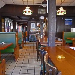 The Elias Cole - Dining Area