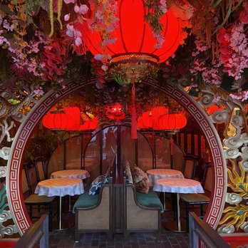 Fortunate Son - View of inside - no diners inside bc of covid - Chinese Near Me - San Diego, California Fortunate Son - View of inside - no diners inside bc of covid - Chinese Near Me - San Diego, California