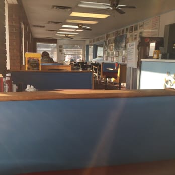 The Captain's Table - Breakfast & Brunch Near Me - Morehead City, North Carolina The Captain's Table - Breakfast & Brunch Near Me - Morehead City, North Carolina