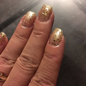 Demure nails & spa - Nail Salons Near Me - Aloha, Oregon