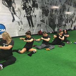 Powerlifting meet mobility and coaching