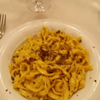 Da Roberto e Loretta - Fettuccine with truffles - Italian Near Me - Rome, RM