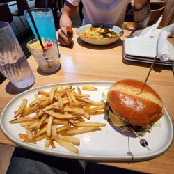 Dave & Buster's Fresno - Double Cheeseburger