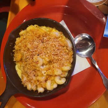 Bubba Gump Shrimp - Shrimp shack mac n cheese - Seafood Near Me - Long Beach, California