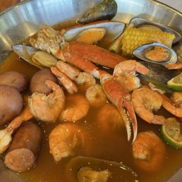 Traditional seafood boil- spicy dishwater