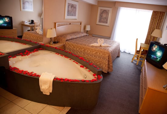 Howard Johnson Hotel By Wyndham By The Falls Niagara Falls Updated Covid 19 Hours Services 104 Photos 48 Reviews Hotels 5905 Victoria Avenue Niagara Falls On Canada Phone Number Yelp
