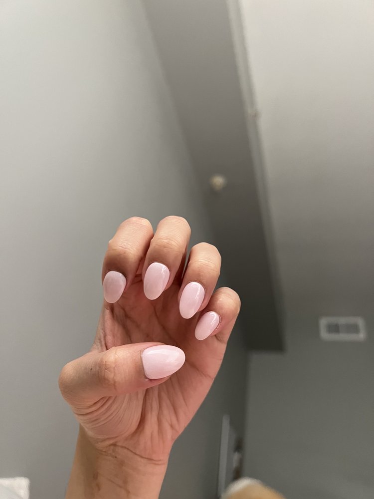 CLOVER NAILS Updated September 2024 50 Photos & 38 Reviews 111 N