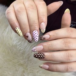 Rosehip Nails & Lash