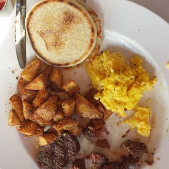 BrickTop's - Steak and eggs - New American Near Me - Franklin, Tennessee BrickTop's - Steak and eggs - New American Near Me - Franklin, Tennessee