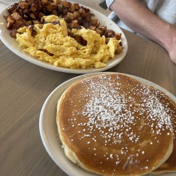 Buttermilk - Downer Grove - Eggs Your Way (& Meat) - Breakfast & Brunch Near Me - Downers Grove, Illinois Buttermilk - Downer Grove - Eggs Your Way (& Meat) - Breakfast & Brunch Near Me - Downers Grove, Illinois