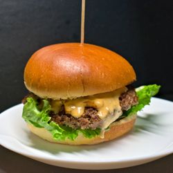 The Burger Bros - The Bro