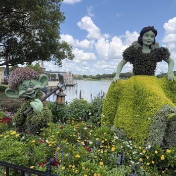 EPCOT - Amusement Parks Near Me - Lake Buena Vista, Florida