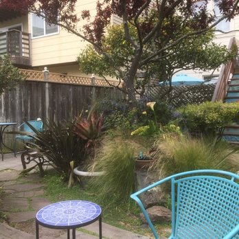 Bazaar Cafe - Fabulous garden! - Coffee & Tea Near Me - San Francisco, California