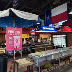 Rudy's "Country Store" and Bar-B-Q