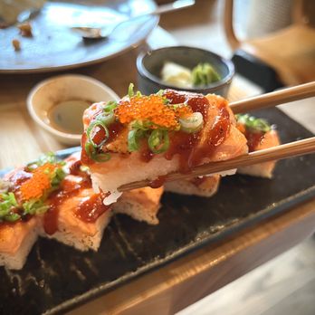 Hello Sunshine - King salmon oshi @hellosunshinebanff more sear next time pls - Bars Near Me - Banff, Alberta