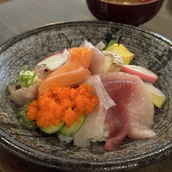 Goshi Japanese Restaurant - Sushi Bars Near Me - Paso Robles, California
