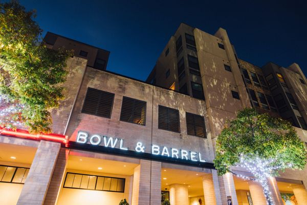 Bowl & Barrel by null