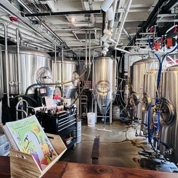 Brews Brothers Brewpub - Beer brewing area you can see when you enter - Brewpubs Near Me - Burbank, California