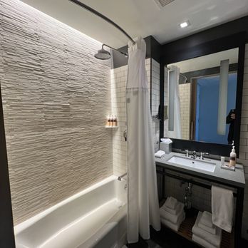 Hotel 50 Bowery - Bathroom - Hotels Near Me - New York, New York