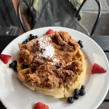 The Trestle - Chicken and Waffles - Cocktail Bars Near Me - Astoria, New York The Trestle - Chicken and Waffles - Cocktail Bars Near Me - Astoria, New York