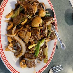 Le's Chinese Restaurant - Mongolian Beef