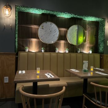 Marwin Thai Restaurant - the interior of the restaurant - Thai Near Me - New York, New York Marwin Thai Restaurant - the interior of the restaurant - Thai Near Me - New York, New York