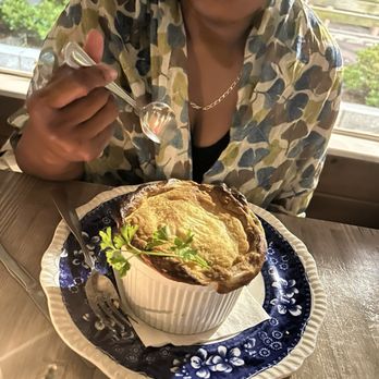 The Pawnee House - Vegetable pot pie - Comfort Food Near Me - Oak Bluffs, Massachusetts