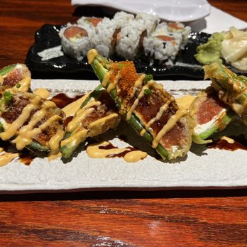 Sushi Arashi - Jalapeno bomb with spicy tuna roll in the background - Sushi Bars Near Me - Mountain View, California
