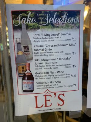 Le’s Vietnamese Restaurant by null