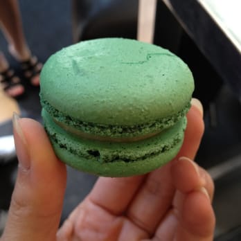 Mi Piace - Pistachio macaron - Italian Near Me - Pasadena, California