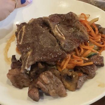 Vegas Seafood Buffet - Teppanyaki grill with kbbq galbi and boneless short ribs - Buffets Near Me - Glendale, California Vegas Seafood Buffet - Teppanyaki grill with kbbq galbi and boneless short ribs - Buffets Near Me - Glendale, California